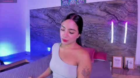 Snapshot of estefy_gomez1 chatting on June 2026 12:51:01 PM Stefy online show from June 2026 12:51:01 PM