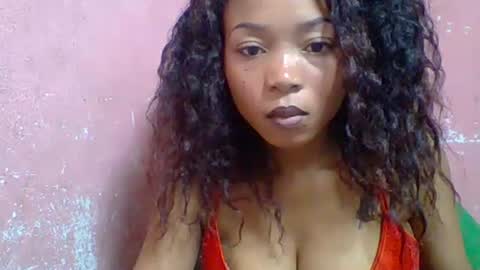 estelah20 online show from October 2025 05:50:02 AM