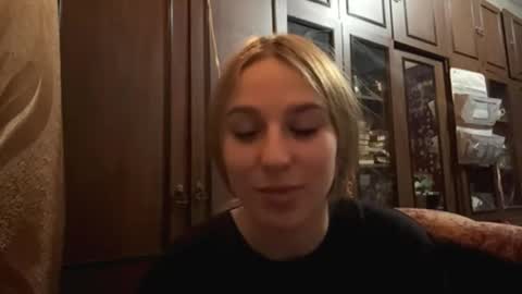 Rina online show from February 2026 07:19:02 PM