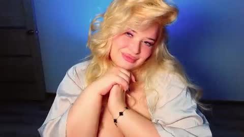 Snapshot of estelle_every chatting on July 2026 08:07:02 PM Estelle online show from July 2026 08:07:02 PM