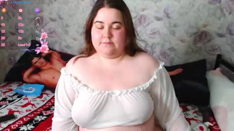 estelle_hicks online show from December 2024 06:02:02 PM