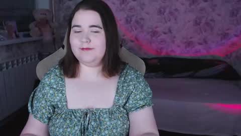 estelle_hicks online show from March 2026 06:44:01 PM