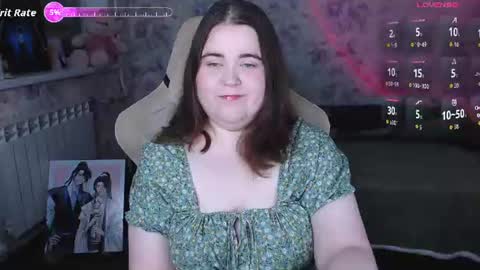 estelle_hicks online show from July 2026 07:30:01 PM