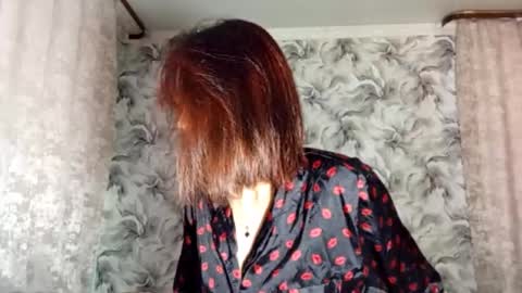 estellekirbo online show from February 2026 11:05:02 AM