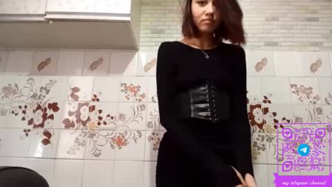 estellekirbo online show from February 2026 01:07:02 PM