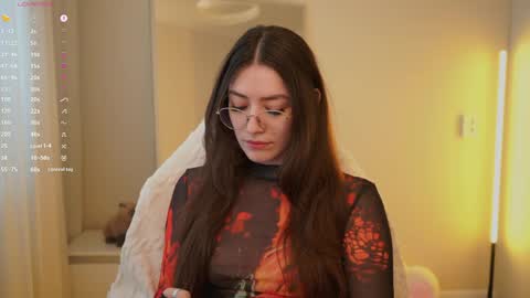 Ester online show from June 2026 07:22:01 AM