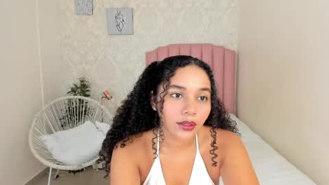 esther  online show from May 2026 07:40:02 PM