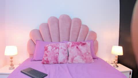 Estrella Garcia  online show from April 2026 12:58:02 PM