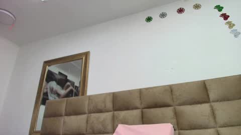 Snapshot of estrella_hanks_ chatting on January 2025 11:56:02 AM Estrella online show from January 2025 11:56:02 AM