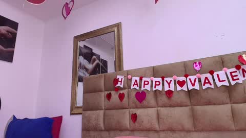 Snapshot of estrella_hanks_ chatting on February 2025 11:56:01 AM Estrella online show from February 2025 11:56:01 AM