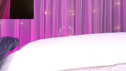 Snapshot of estrella_hanks_ chatting on February 2026 11:50:01 AM Estrella online show from February 2026 11:50:01 AM