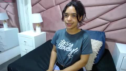 estrella online show from September 2025 11:48:01 PM