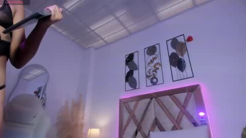 Snapshot of estrellavega_ chatting on May 2026 07:21:01 PM Estrella online show from May 2026 07:21:01 PM