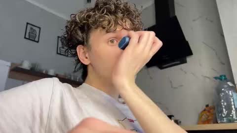 Alex online show from February 2026 10:27:01 AM