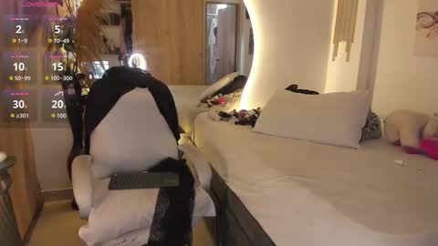 AmberDisny online show from January 2026 07:40:01 PM