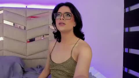 Snapshot of eterea_blow chatting on December 2024 06:40:01 AM Eterea online show from December 2024 06:40:01 AM