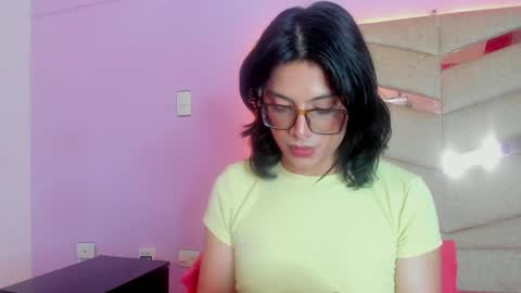 Snapshot of eterea_blow chatting on January 2025 06:12:01 AM Eterea online show from January 2025 06:12:01 AM