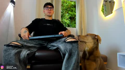 etham_wolf1 online show from June 2026 06:01:01 PM
