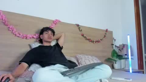 Ethan Bigdick Latino  online show from July 2026 11:30:02 AM