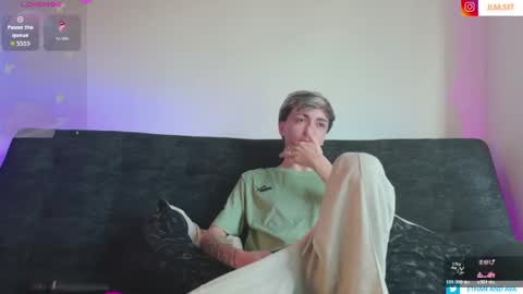 Snapshot of ethan_and_ava chatting on June 2026 12:41:01 PM ethan and ava online show from June 2026 12:41:01 PM