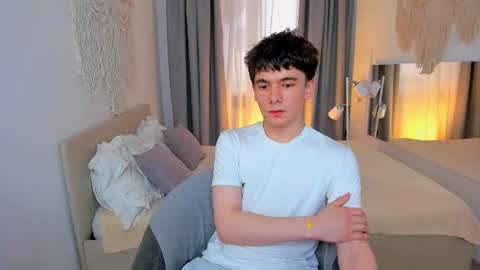 Snapshot of ethan_crowe chatting on July 2026 03:18:02 PM Ethan online show from July 2026 03:18:02 PM
