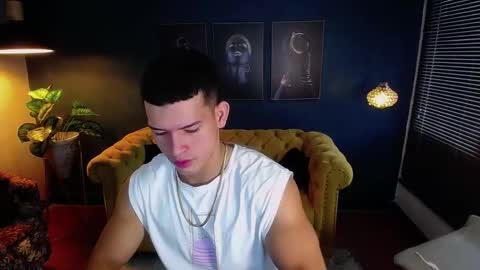Snapshot of ethan_rodgers chatting on September 2025 08:10:01 PM ETHAN RODGERS online show from September 2025 08:10:01 PM