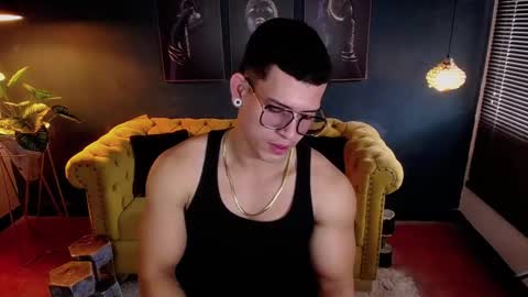 ETHAN RODGERS online show from October 2025 07:49:01 PM