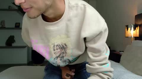 Joan online show from November 2025 05:54:01 AM