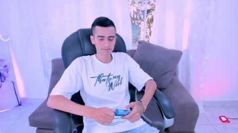 Ethan Boy online show from April 2026 12:58:02 PM