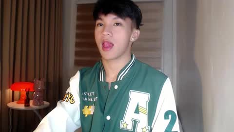Snapshot of etherealboytoy4hire chatting on April 2026 10:35:02 AM Rey online show from April 2026 10:35:02 AM
