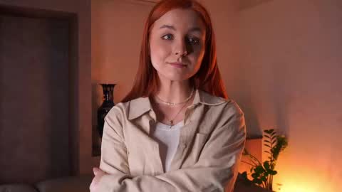 Lillie here and its my first day online show from October 2025 01:39:02 PM