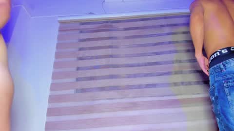 Snapshot of euphoriaparty chatting on January 2025 07:38:02 PM andres carlos and sexy girl Valentina and Poala online show from January 2025 07:38:02 PM