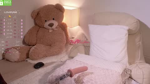 Eva  next show  8pm CEST AMST online show from January 2025 12:18:01 PM