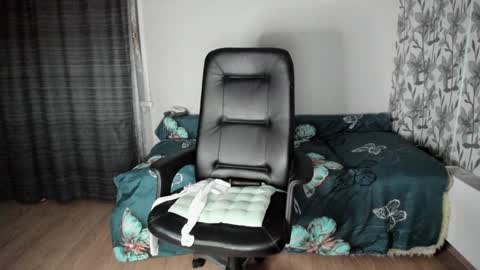 Eva online show from December 2024 06:17:02 PM