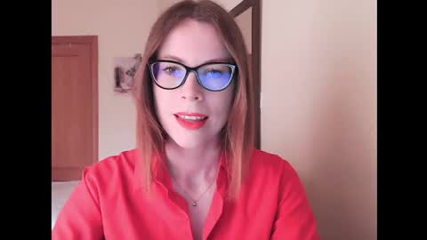 Snapshot of eva_cutesmile chatting on April 2026 05:51:02 PM Eva online show from April 2026 05:51:02 PM