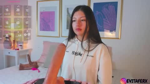 Evaa Depp online show from September 2025 11:25:01 AM