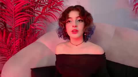 E V A online show from December 2025 08:39:01 PM