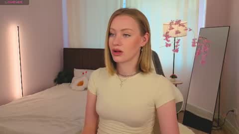 Snapshot of eva_hamilton chatting on July 2026 11:42:01 PM eva hamilton online show from July 2026 11:42:01 PM