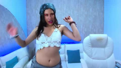 eva_hells online show from September 2025 08:30:02 PM