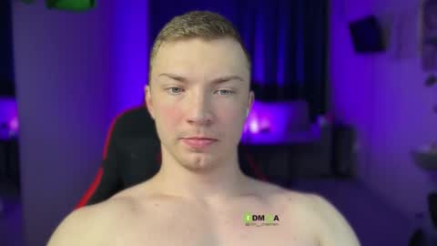 Eva and Iron online show from February 2026 08:39:01 PM