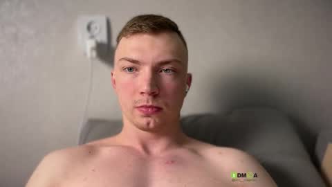 Eva and Iron online show from March 2026 09:29:02 PM