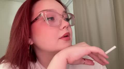 eva_kittenn online show from June 2026 04:33:02 PM