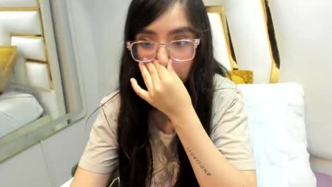 Angelinne online show from March 2025 08:51:02 AM