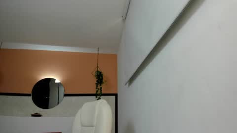Snapshot of eva_monet chatting on June 2026 06:01:01 PM eva_monet online show from June 2026 06:01:01 PM