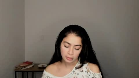 Snapshot of eva_monn chatting on April 2026 02:27:02 AM eva_monn online show from April 2026 02:27:02 AM