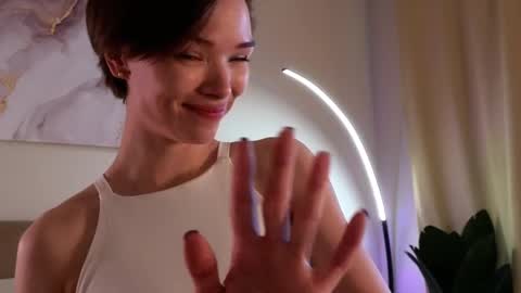 Snapshot of eva_natsumi chatting on February 2025 12:36:01 PM Eva online show from February 2025 12:36:01 PM