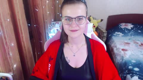Snapshot of eva_orchid chatting on December 2024 10:05:01 PM Eva online show from December 2024 10:05:01 PM
