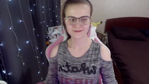 Snapshot of eva_orchid chatting on January 2025 01:17:01 PM Eva online show from January 2025 01:17:01 PM