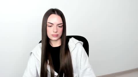Snapshot of eva_rossee_ chatting on January 2025 07:16:01 PM Eva online show from January 2025 07:16:01 PM