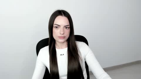 Snapshot of eva_rossee_ chatting on January 2025 04:14:02 PM Eva online show from January 2025 04:14:02 PM